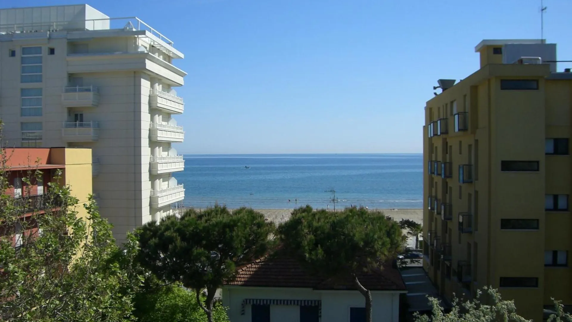 Hotel Taunus - Vista Mare Riccione