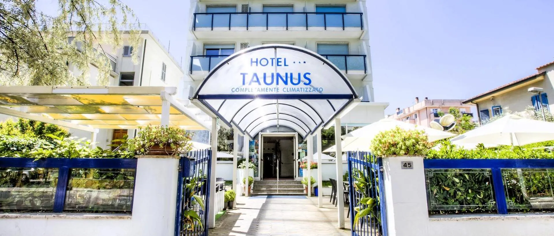 Hotel Taunus - Vista Mare Riccione