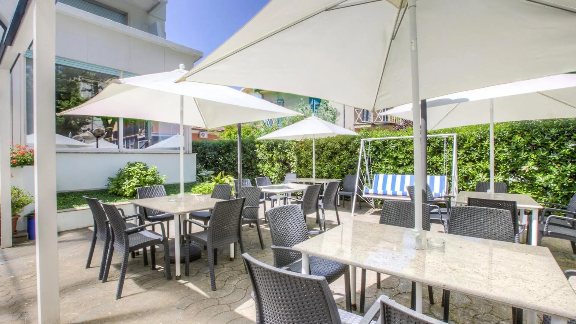 Hotel Taunus - Vista Mare Riccione