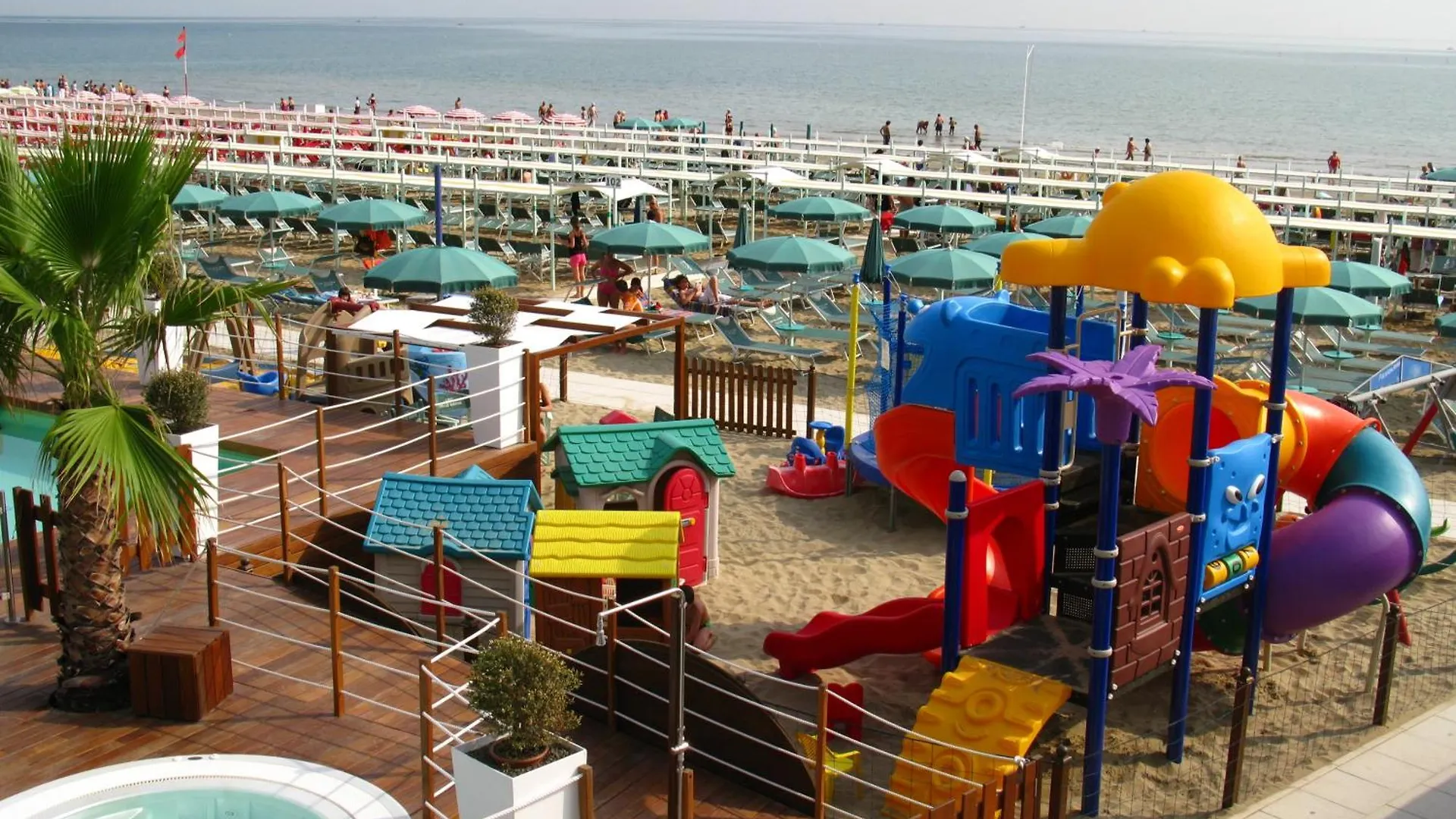 Hotel Taunus - Vista Mare Riccione Italia