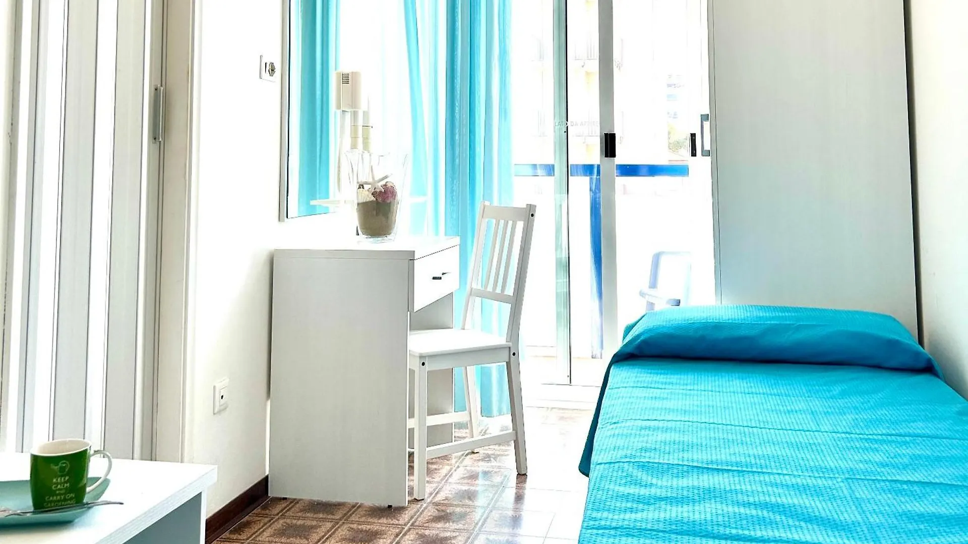 Hotel Taunus - Vista Mare Riccione