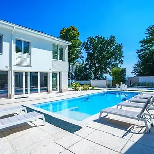 Vittoria - Wellness- Polo Della Salute 4.0 Terme di Miradolo