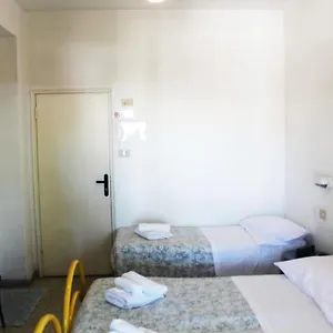Elde Hotel